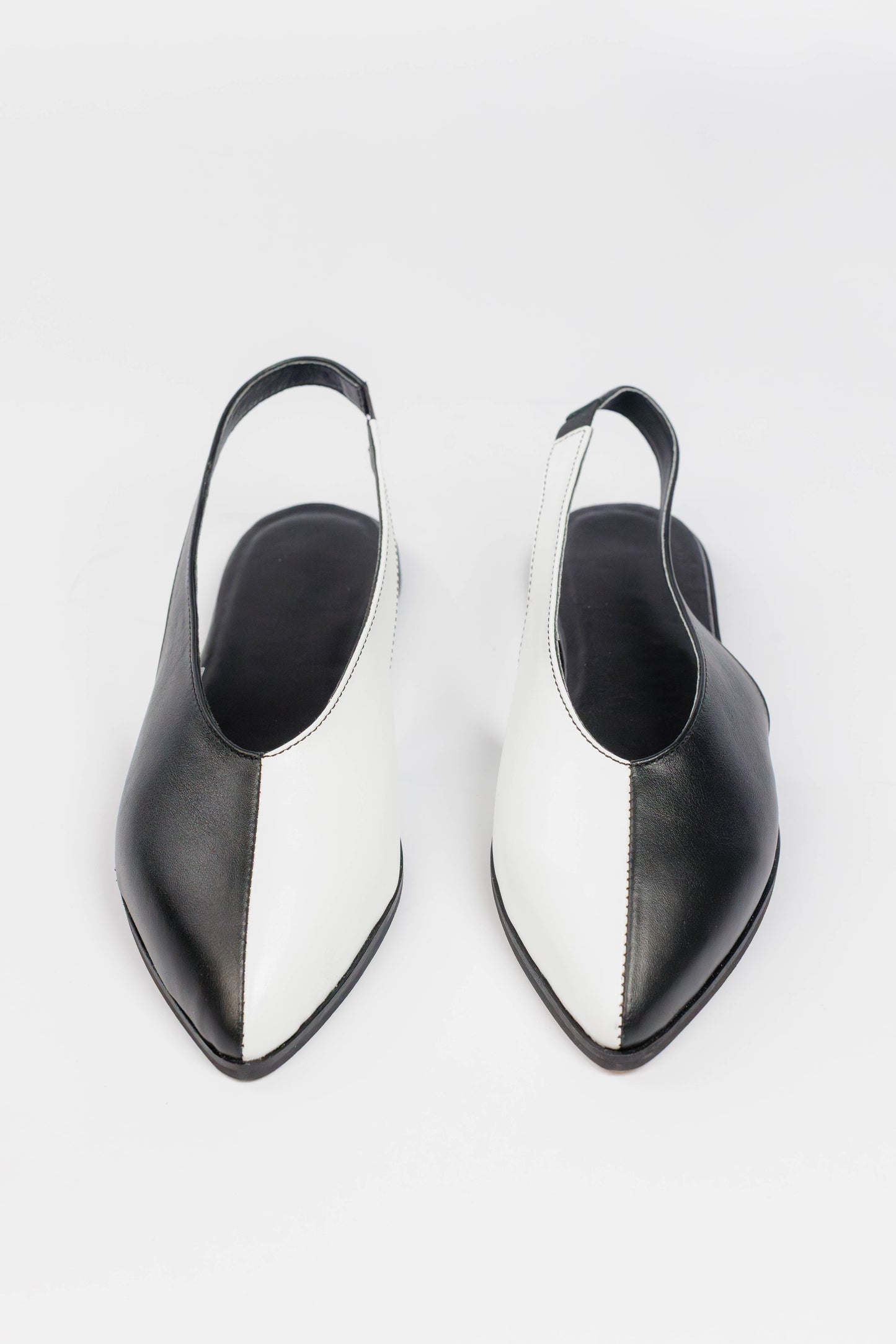 Balerini 035 negru cu alb