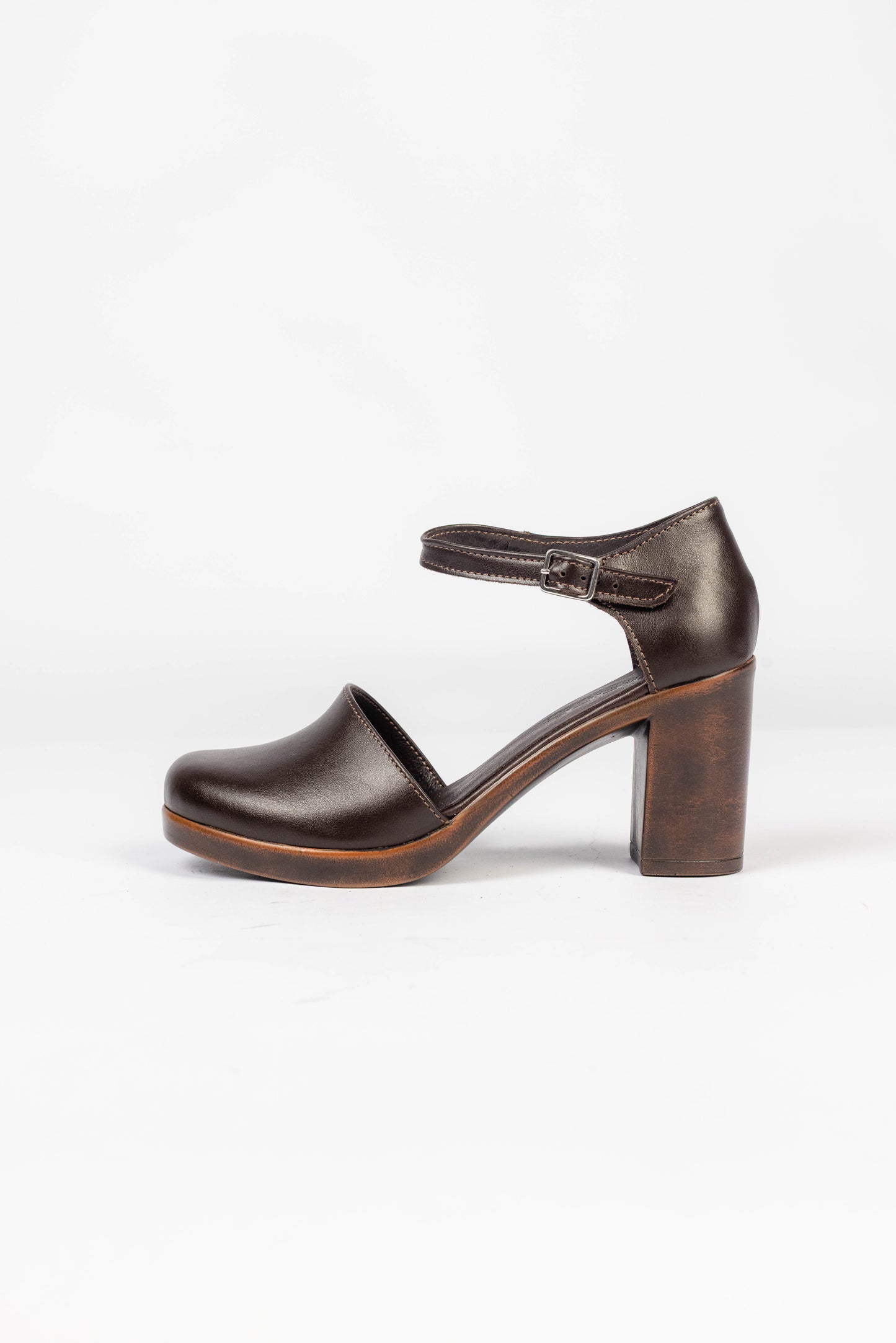 Pantofi 015 maro