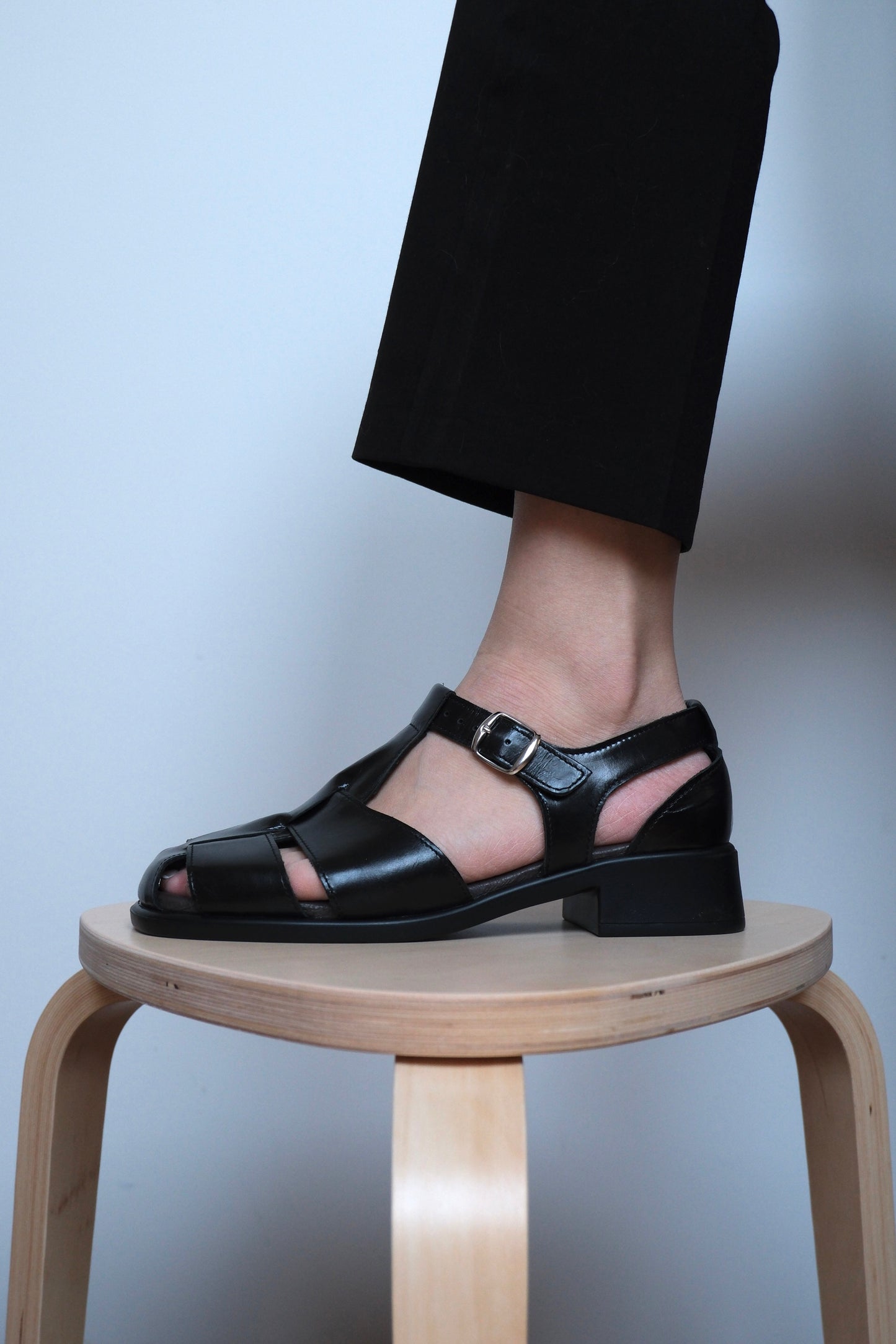 Sandale 045 negru